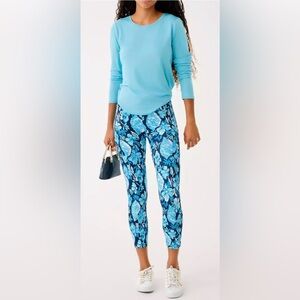 Lilly Pulitzer Weekender Midi Leggings